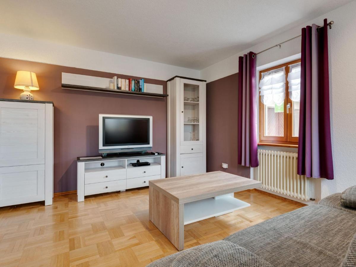 Alluring Apartment in Kleines Wiesental Raich with BBQ Exterior foto