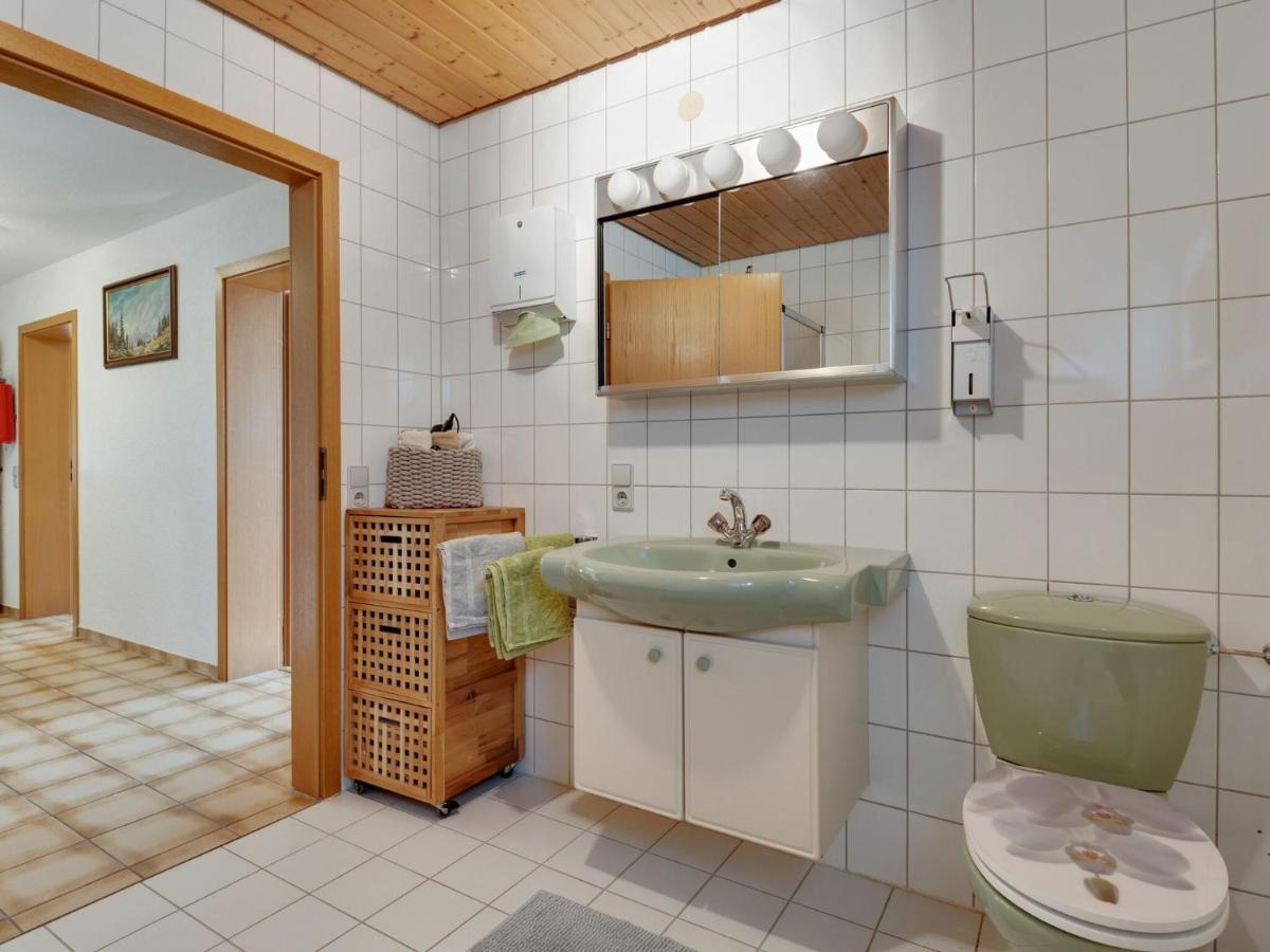 Alluring Apartment in Kleines Wiesental Raich with BBQ Exterior foto